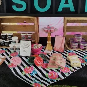 Meet your Posher, Freebird